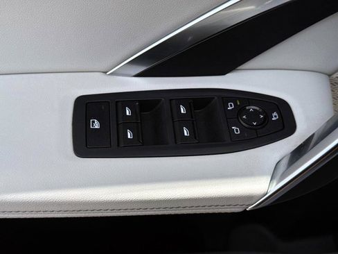 Used 2026 BMW X2 xDrive28i w/ Technology Package AWD/4WD image 19
