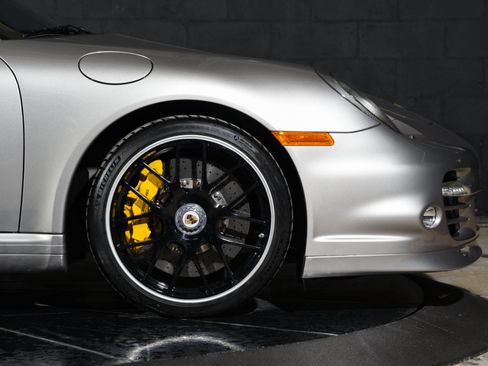 Used 2013 Porsche 911 Turbo S AWD/4WD image 34