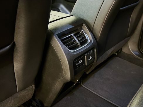 Used 2021 Chevrolet Blazer RS w/ Enhanced Convenience Package image 29