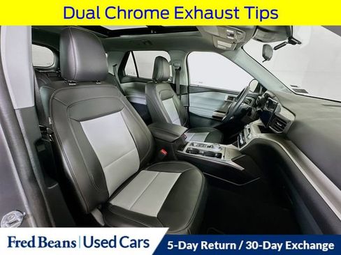 Used 2024 Ford Explorer XLT w/ Equipment Group 202A AWD/4WD image 37