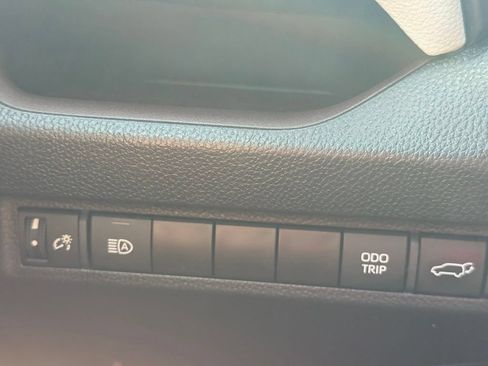 Used 2023 Toyota RAV4 Limited AWD/4WD image 21