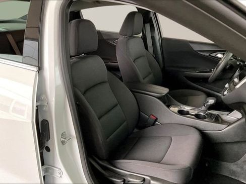 Used 2024 Chevrolet Malibu LT image 20