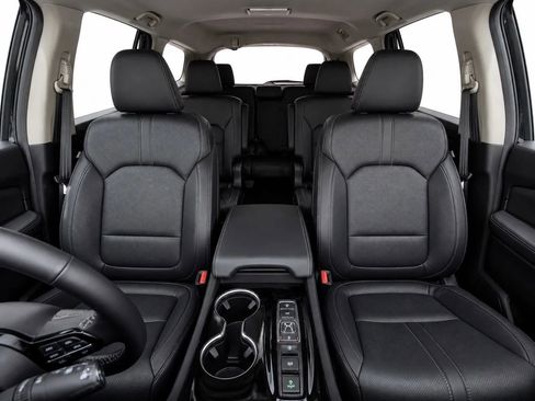 Used 2023 Honda Pilot EX-L image 13