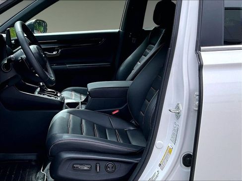 Used 2024 Honda CR-V Sport Touring image 11