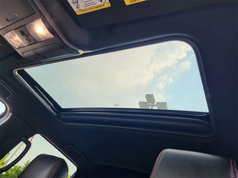 Used 2023 Nissan Frontier PRO-4X w/ Pro-4X Premium Package image 32