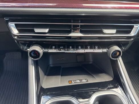 New 2026 Chevrolet Traverse Z71 w/ Enhanced Driving Package AWD/4WD image 27