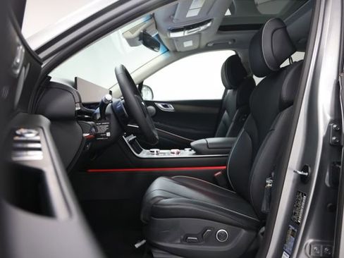 New 2026 Genesis GV80 2.5T Advanced image 17