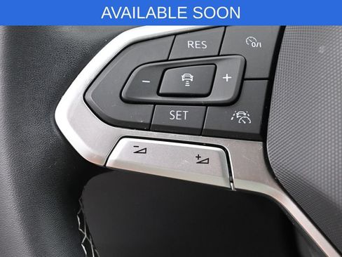 Used 2022 Volkswagen Taos SE AWD/4WD image 17