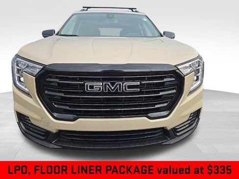 Certified 2023 GMC Terrain SLE w/ Driver Convenience Package FWD image 8