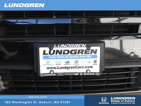 Used 2018 Ford Explorer XLT w/ Equipment Group 202A image 31