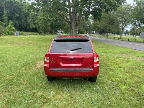 Used 2008 Jeep Compass Sport image 7