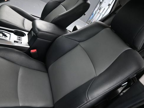 Used 2021 Toyota 4Runner SR5 Premium w/ Moonroof Package AWD/4WD image 9