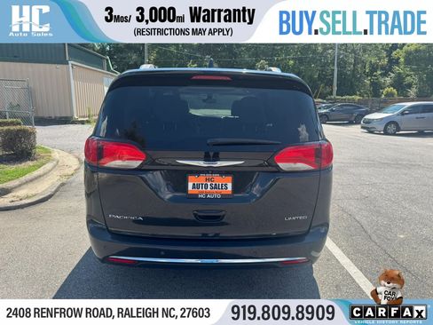 Used 2020 Chrysler Pacifica Limited FWD image 4