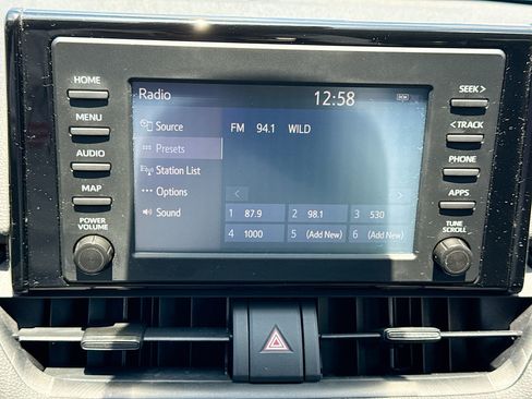 Used 2019 Toyota RAV4 XLE FWD image 31