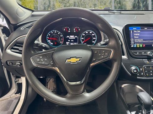 Used 2023 Chevrolet Malibu LT FWD image 18