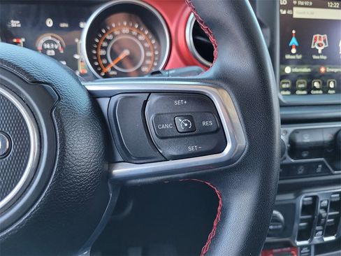 Used 2023 Jeep Wrangler Rubicon image 5