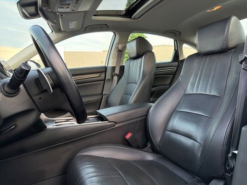 Used 2022 Honda Accord Touring image 15