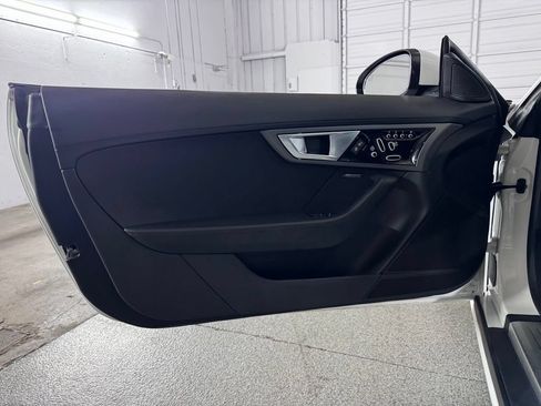 Used 2017 Jaguar F-TYPE Coupe RWD image 39
