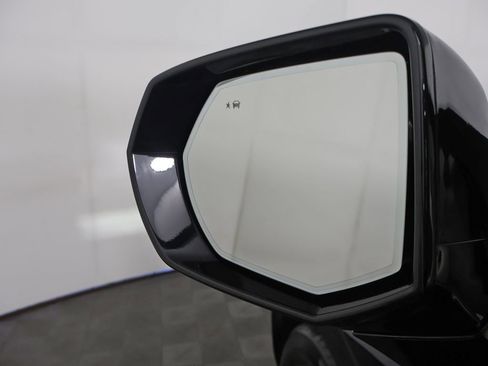 Used 2023 GMC Yukon XL Denali Ultimate AWD/4WD image 43
