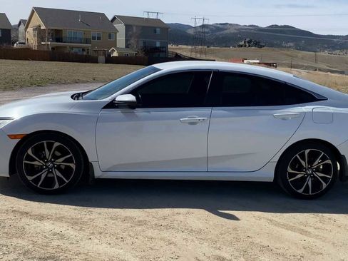 Used 2020 Honda Civic Sport image 5