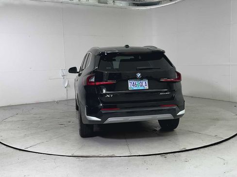 Used 2025 BMW X1 xDrive28i w/ Convenience Package image 3