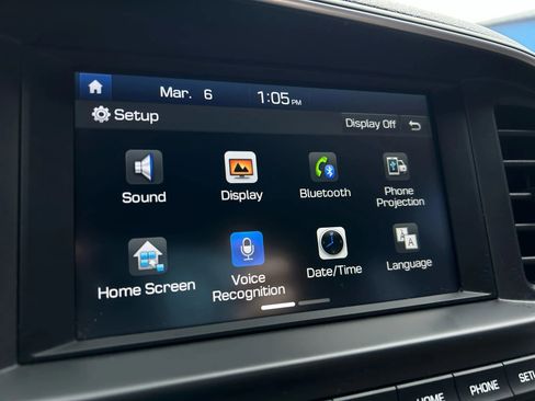 Used 2020 Hyundai Elantra SEL image 19