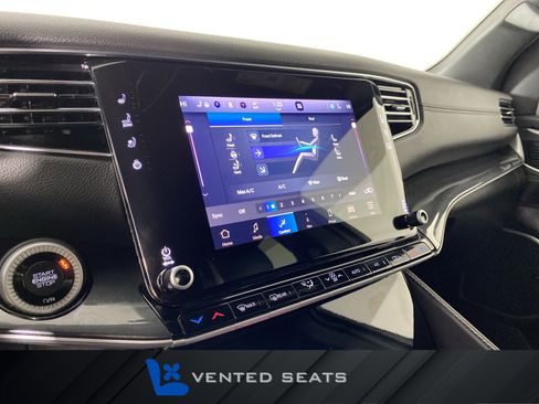 Used 2022 Jeep Wagoneer Series I w/ Premium Group I image 7