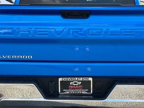 Used 2025 Chevrolet Silverado 1500 LT AWD/4WD image 45