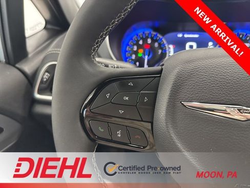 Used 2026 Chrysler Pacifica Limited w/ S Appearance Package image 31