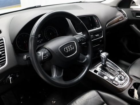 Used 2017 Audi Q5 2.0T Premium image 27