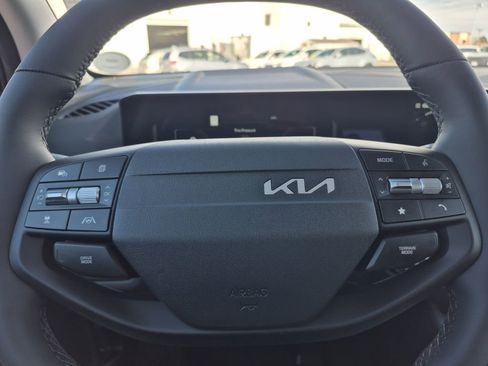 New 2026 Kia Sportage SX image 18