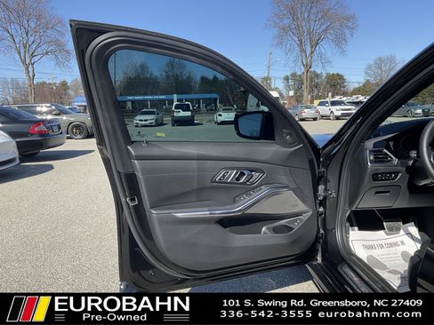 Used 2021 BMW M340i w/ Premium Package image 9