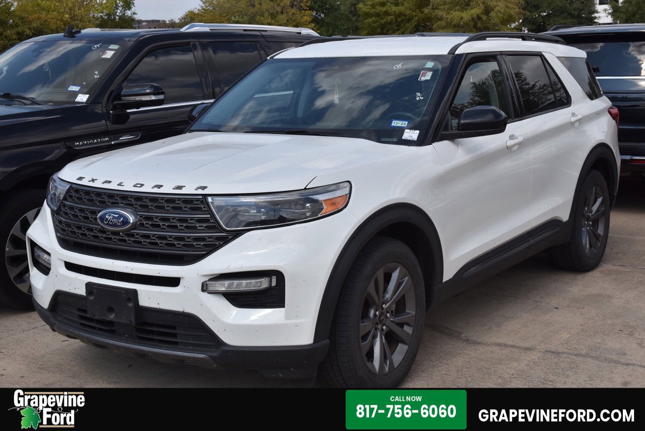 Used 2022 Ford Explorer XLT w/ Equipment Group 202A RWD image 1