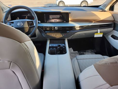 New 2026 Nissan Murano Platinum image 13