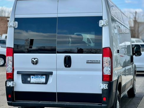 Used 2023 RAM ProMaster 2500 image 5