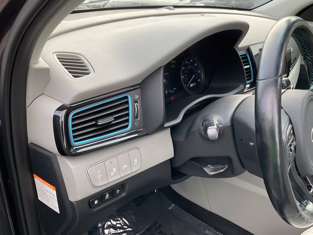 Used 2019 Kia Niro EX Premium w/ Sunroof Package FWD image 18