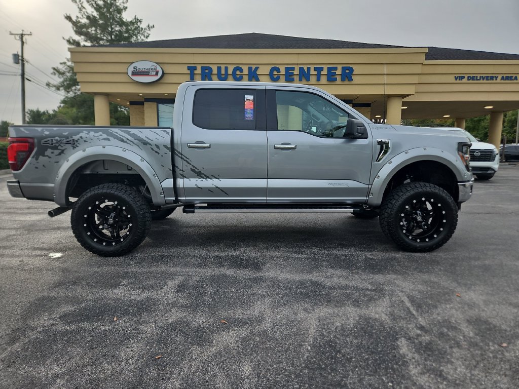 Used 2025 Ford F150 XLT w/ Equipment Group 301A Standard AWD/4WD image 7