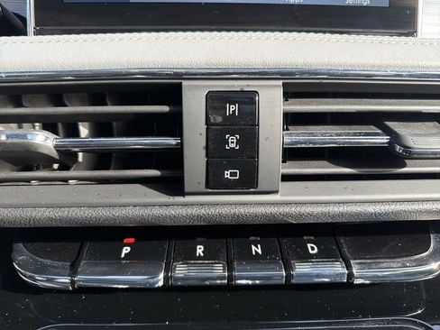 Certified 2022 Lincoln Corsair AWD w/ Premium Package image 26