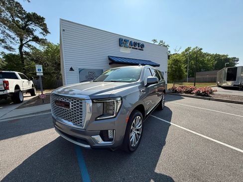 Used 2021 GMC Yukon Denali w/ Denali Premium Package RWD image 2