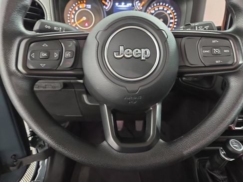 Used 2026 Jeep Wrangler Unlimited Sport AWD/4WD image 22