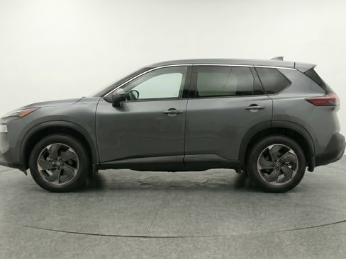 Used 2025 Nissan Rogue SV AWD/4WD image 5