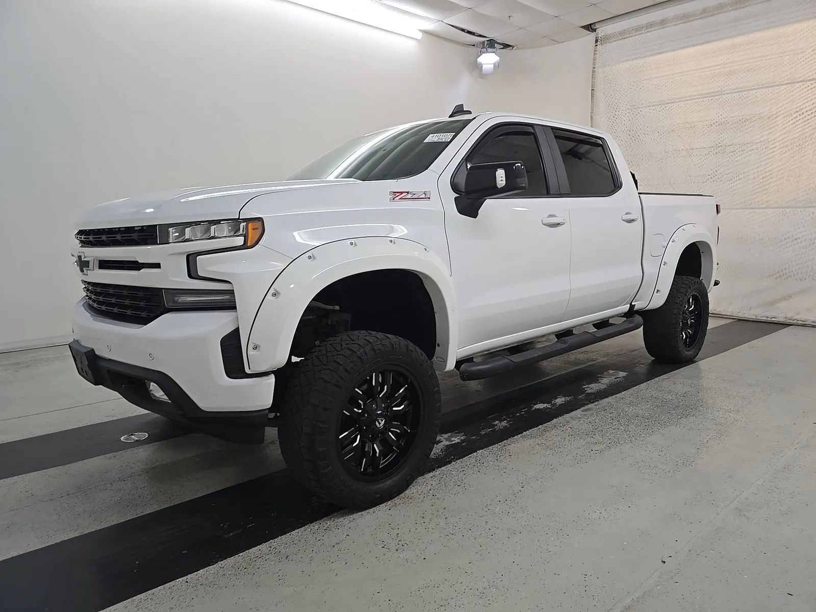 Used 2019 Chevrolet Silverado 1500 RST AWD/4WD image 1