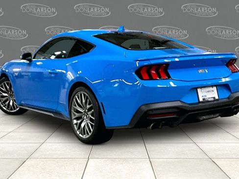 Used 2025 Ford Mustang GT Premium image 5