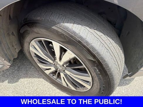 Used 2017 Nissan Pathfinder SV AWD/4WD image 6