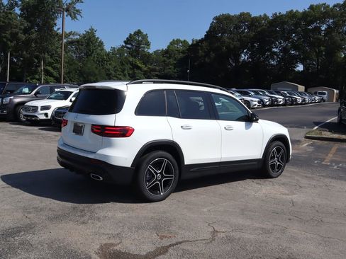 New 2025 Mercedes-Benz GLB 250 GLB 250 image 3