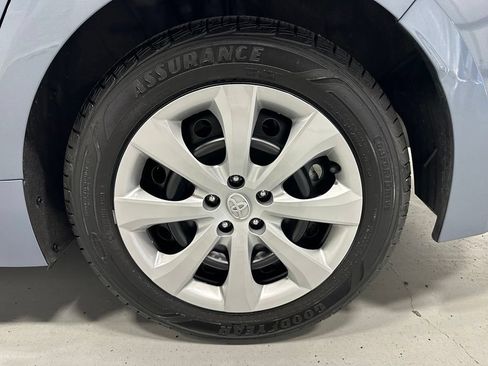 Used 2026 Toyota Corolla LE FWD image 64