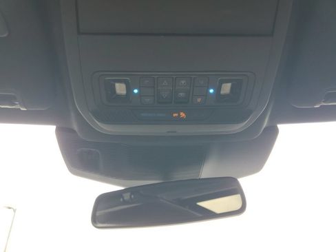 Used 2021 Ford Explorer ST w/ Equipment Group 401A AWD/4WD image 18