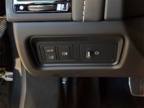 New 2024 Jaguar F-TYPE R image 14