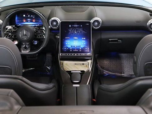 Used 2022 Mercedes-Benz SL 63 AMG 4MATIC image 24