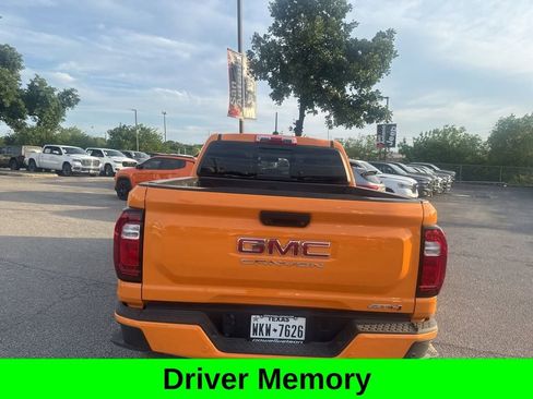 Used 2025 GMC Canyon AT4 w/ Technology Plus Package AWD/4WD image 11